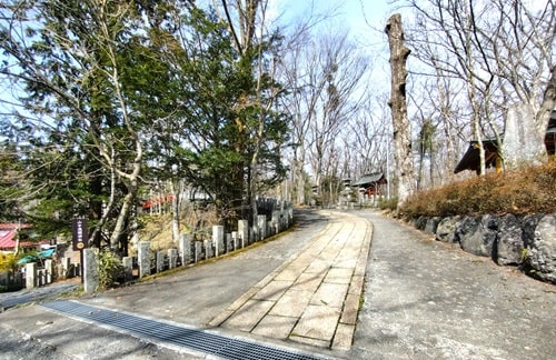 山中浅間神社へ向かう道の風景