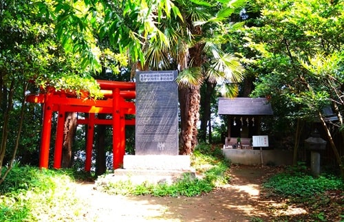 産泰様が祀られている社の風景