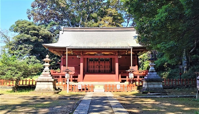 三芳野神社の拝殿
