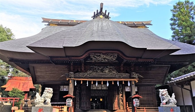 産泰神社の拝殿