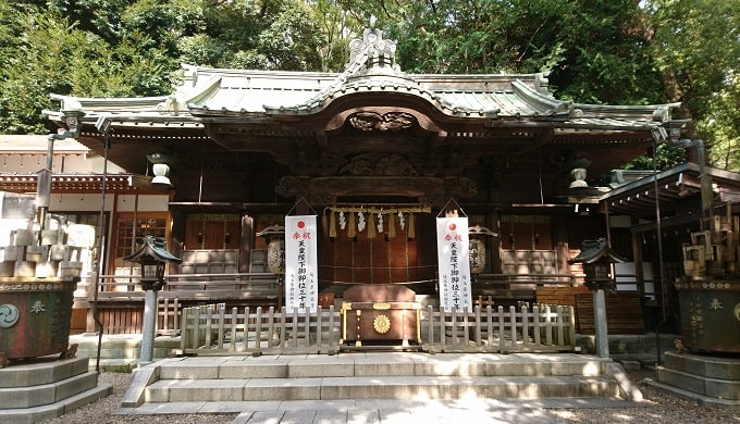 調神社の拝殿