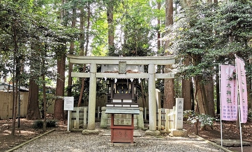 三木神社鳥居からの正面風景