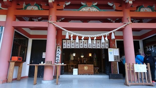 夫婦木神社姫の宮の拝殿正面の風景