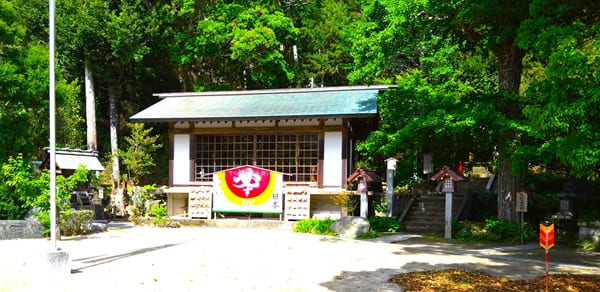参道右手の風景