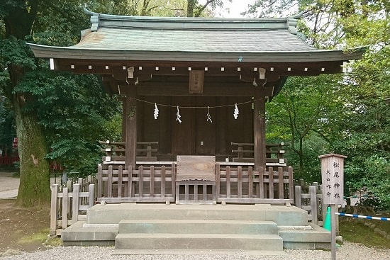 大宮氷川神社の末社である松尾神社の拝殿