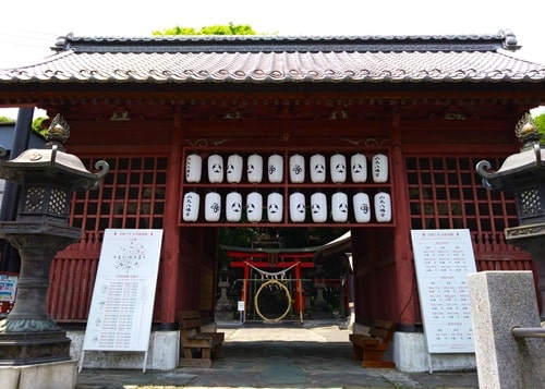 随身門正面の風景