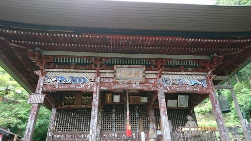 金昌寺の拝殿正面風景