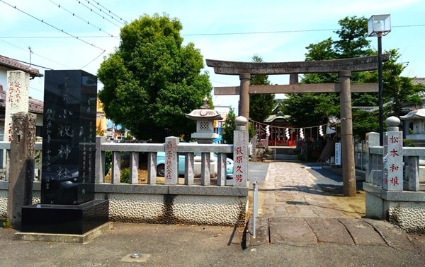 一の鳥居正面の風景