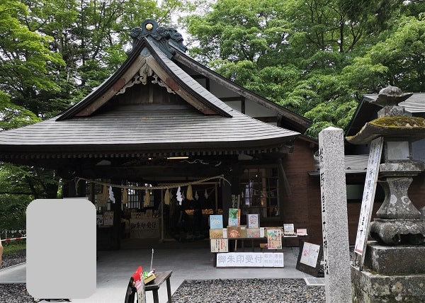 熊野皇大神社の神楽殿