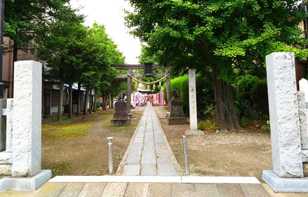 正面入り口の風景