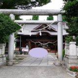 伊勢崎神社の鳥居正面の風景
