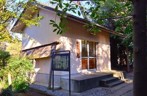 収蔵庫がある風景