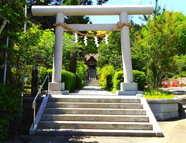 鳥居正面の風景