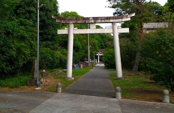 二の鳥居正面の風景