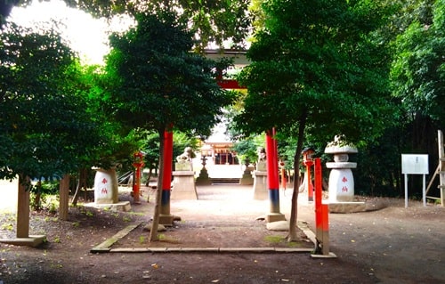 二の鳥居正面の風景